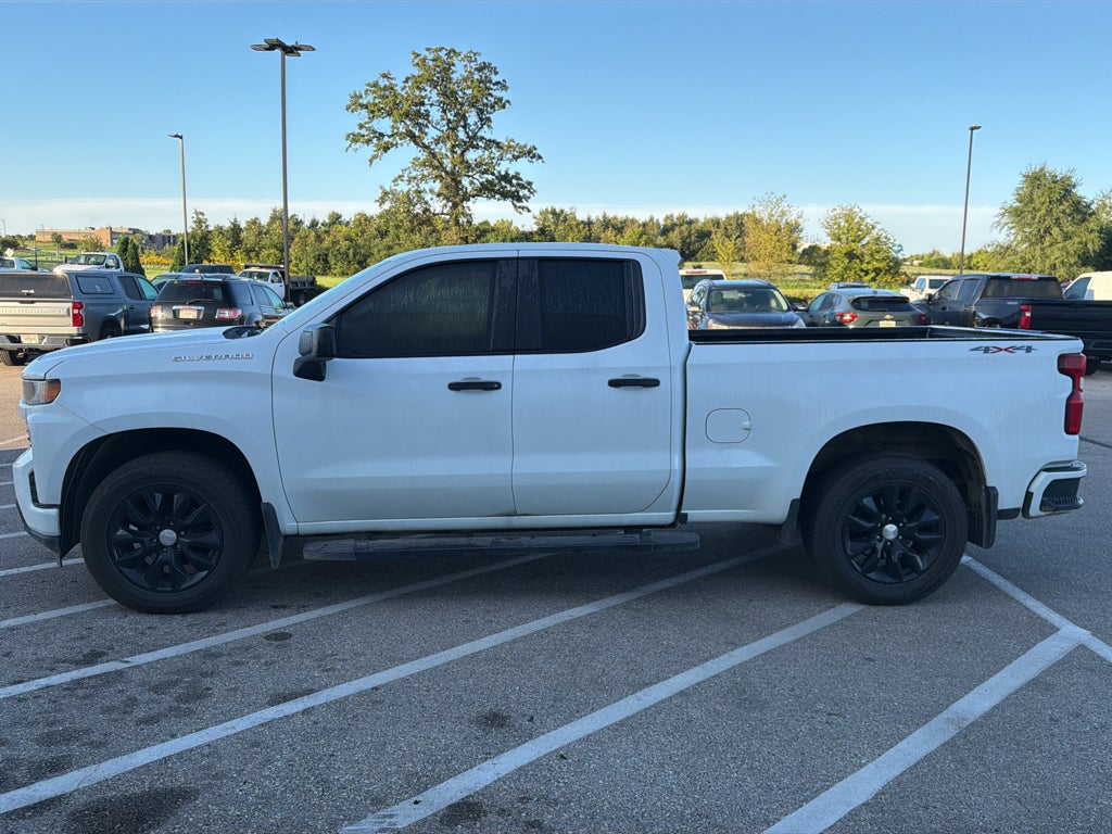 2020 Chevrolet Silverado 1500 Custom