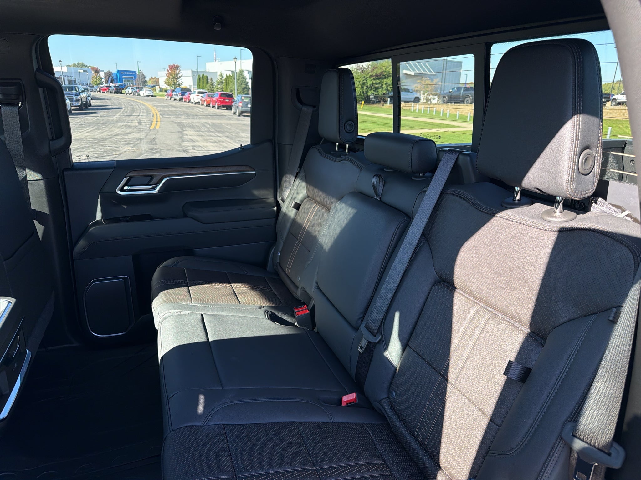 2026 Chevrolet Silverado 1500 High Country - Photo 36