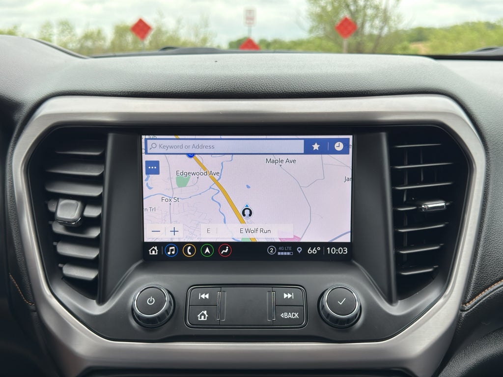 2023 GMC Acadia AT4