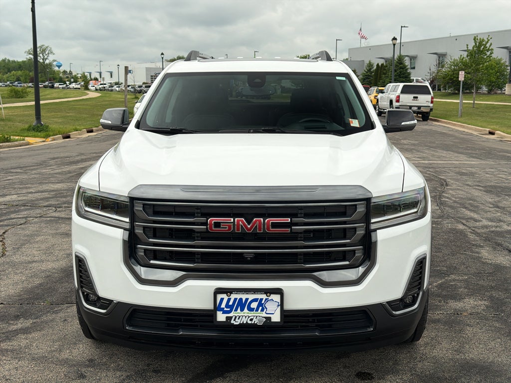 2023 GMC Acadia AT4