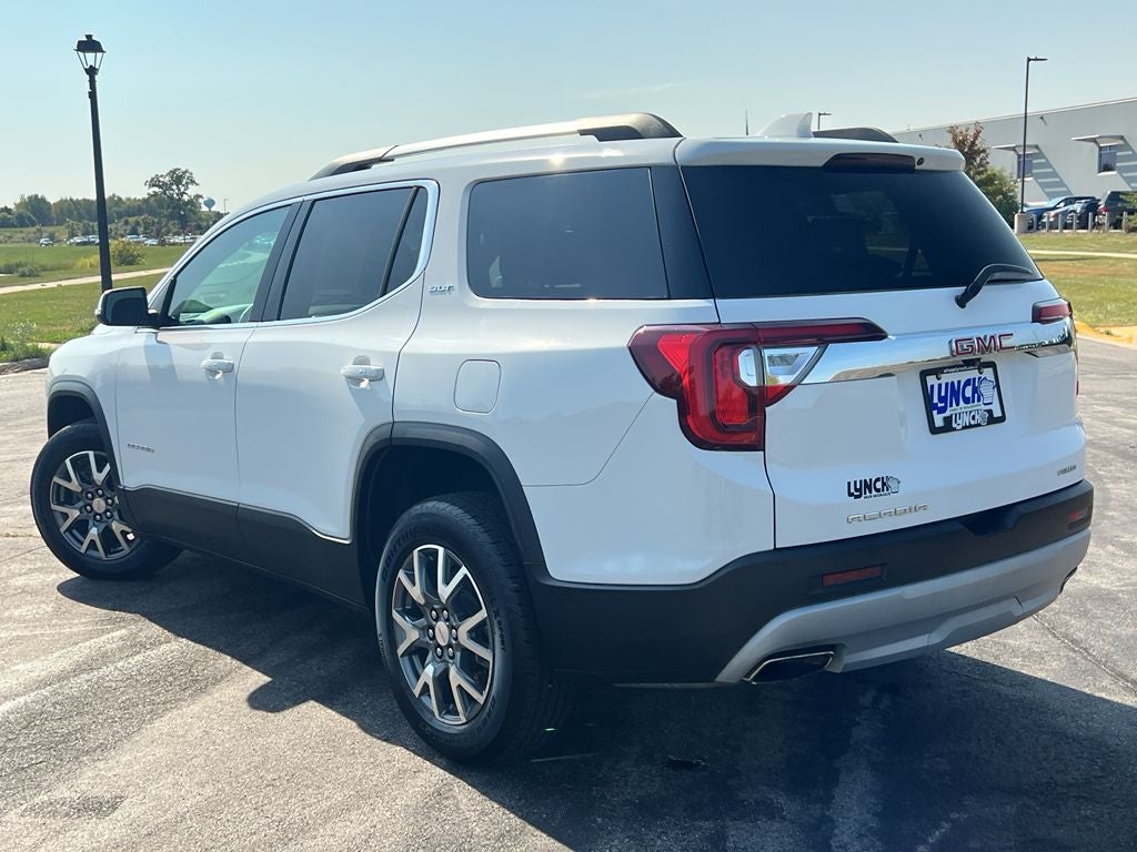 2023 GMC Acadia SLT