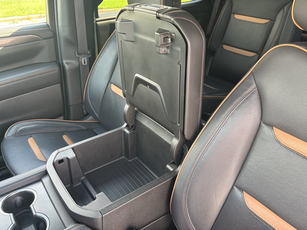 2023 GMC Yukon AT4