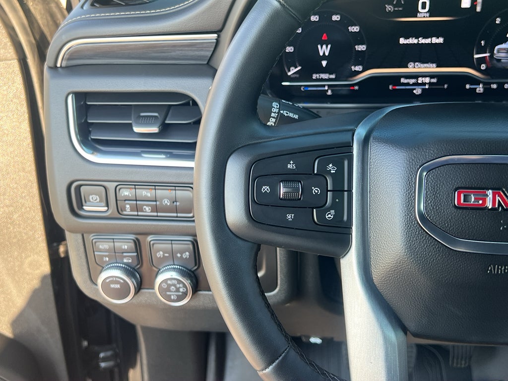 2023 GMC Yukon XL SLT