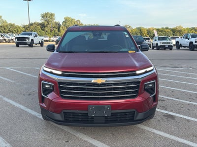 2024 Chevrolet Traverse LT