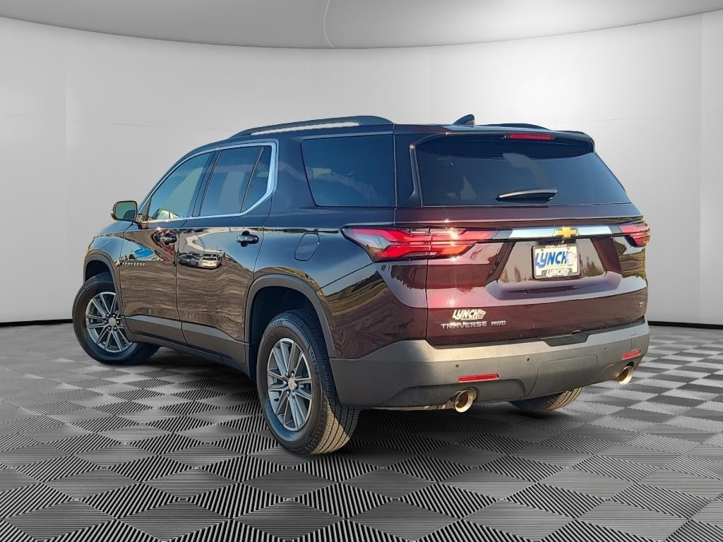 2023 Chevrolet Traverse LT Cloth