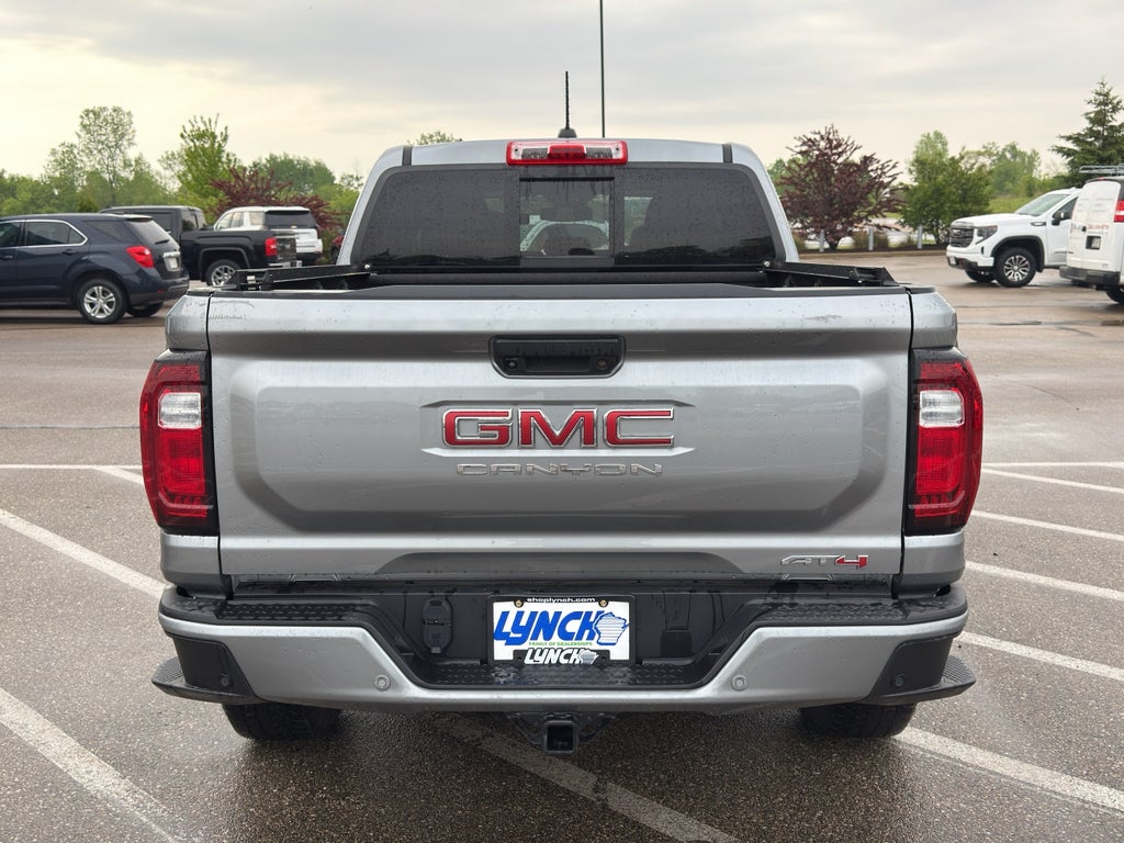 2024 GMC Canyon AT4