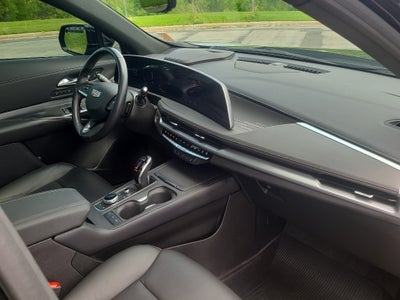 2024 Cadillac XT4 Premium Luxury