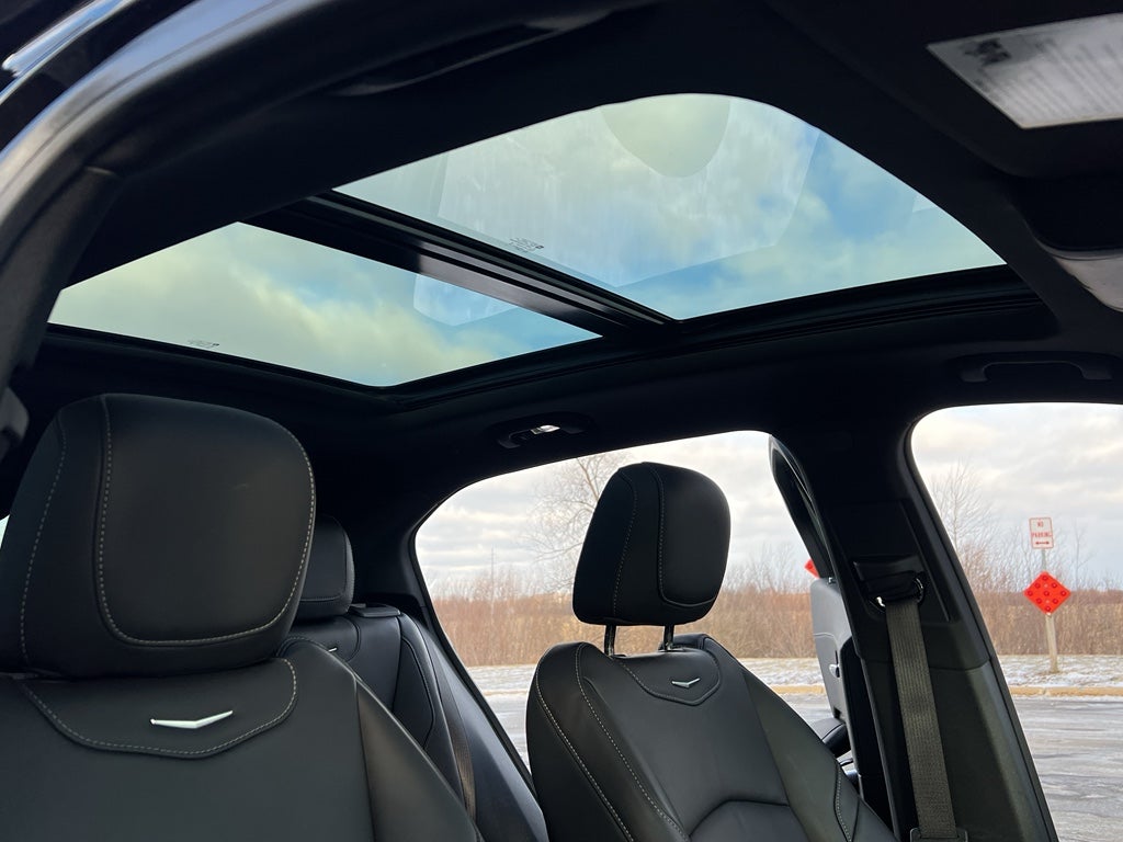 2024 Cadillac XT4 Premium Luxury