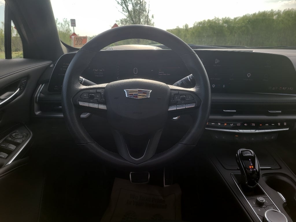 2024 Cadillac XT4 Sport
