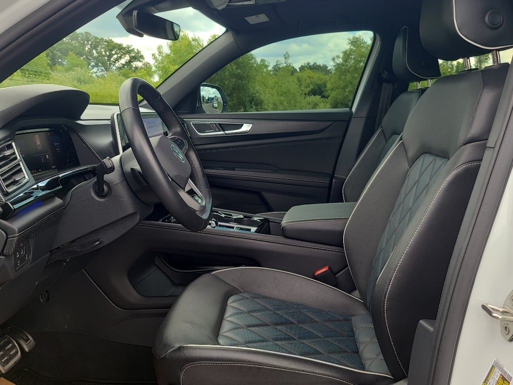 2024 Volkswagen Atlas Cross Sport Execline