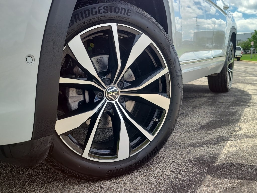 2024 Volkswagen Atlas Cross Sport Execline