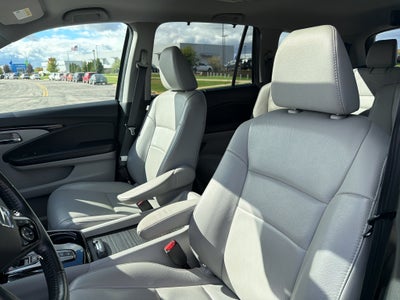 2021 Honda Pilot Touring 7-Passenger