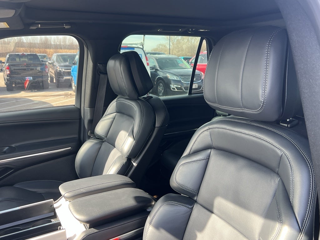 2025 Lincoln Navigator L Reserve
