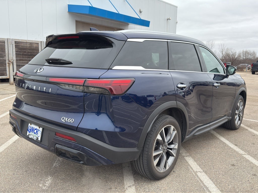 2024 INFINITI QX60 LUXE