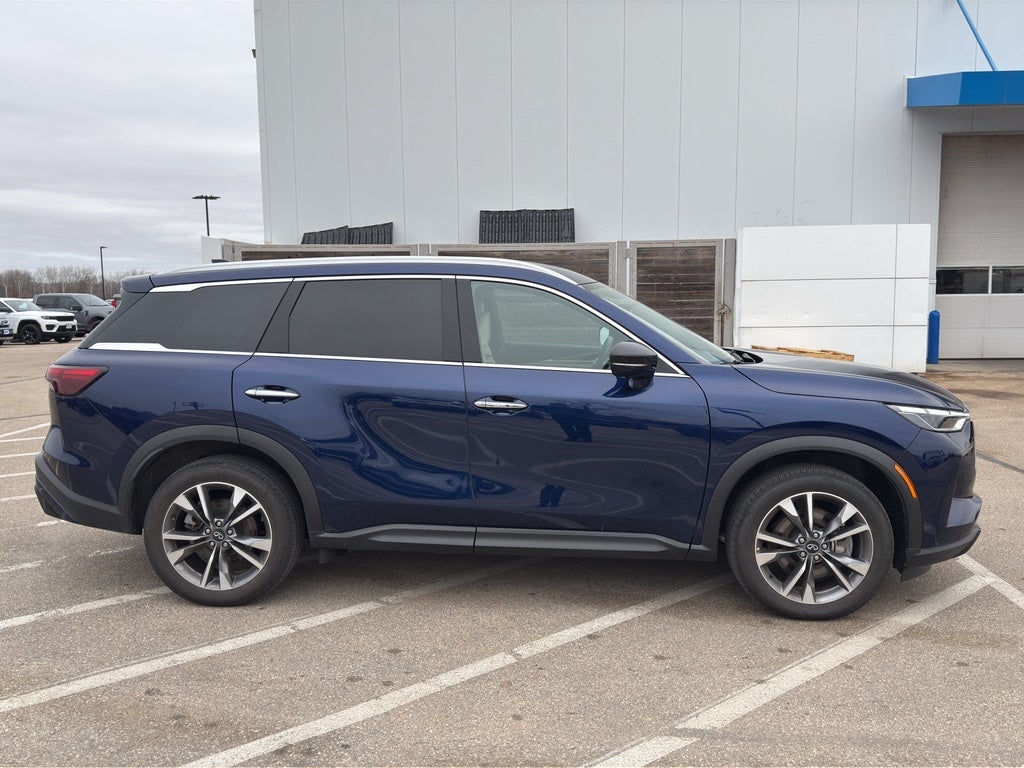 2024 INFINITI QX60 LUXE