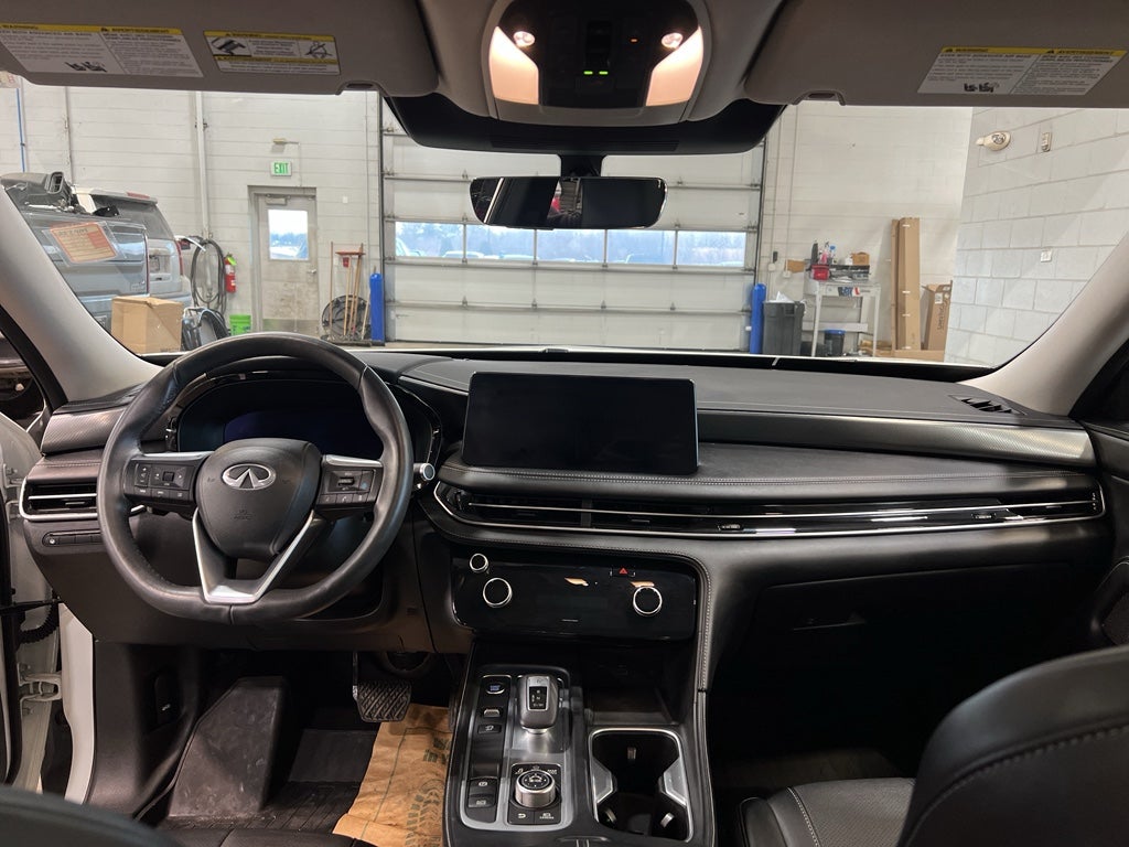 2024 INFINITI QX60 LUXE