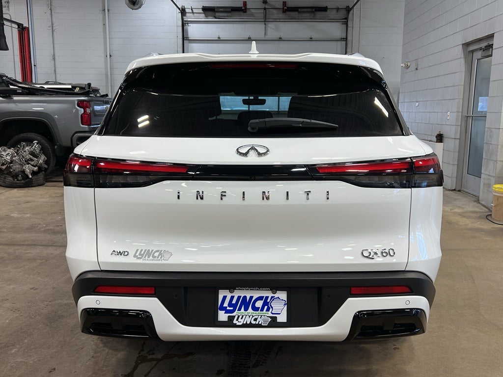 2024 INFINITI QX60 LUXE