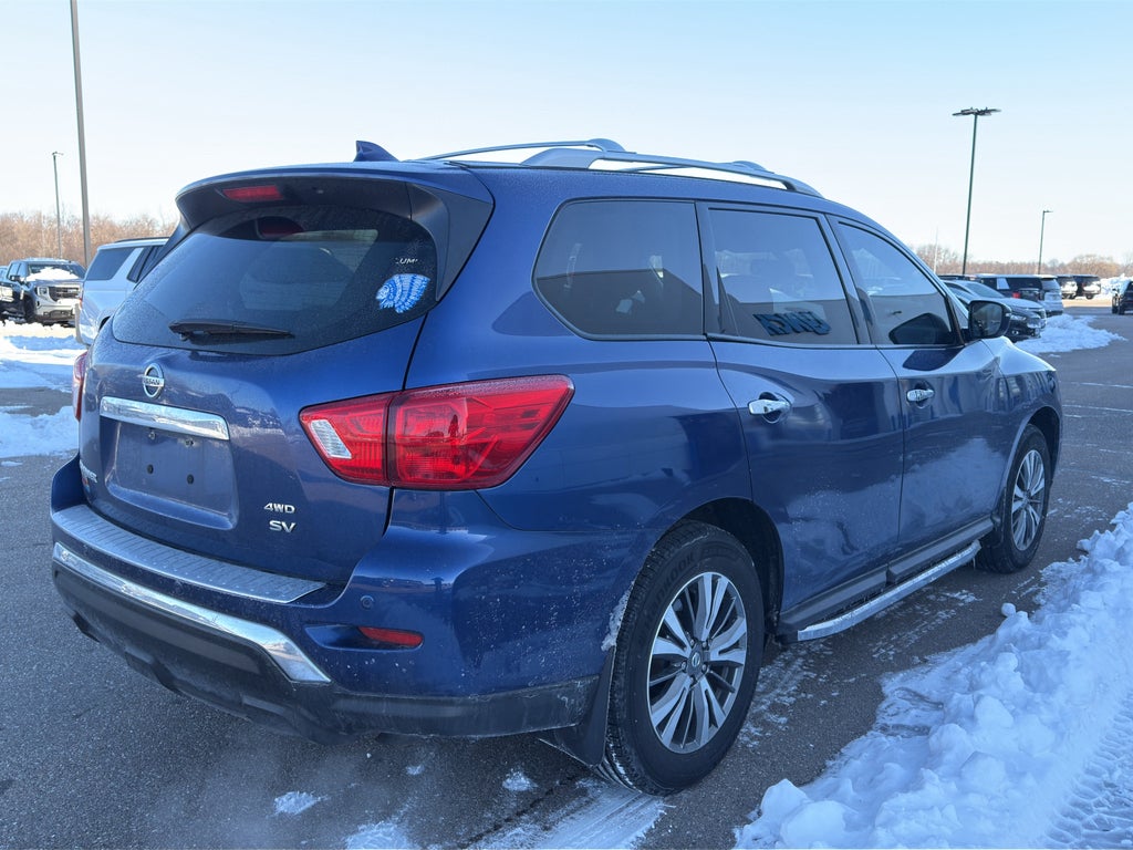 2019 Nissan Pathfinder SV