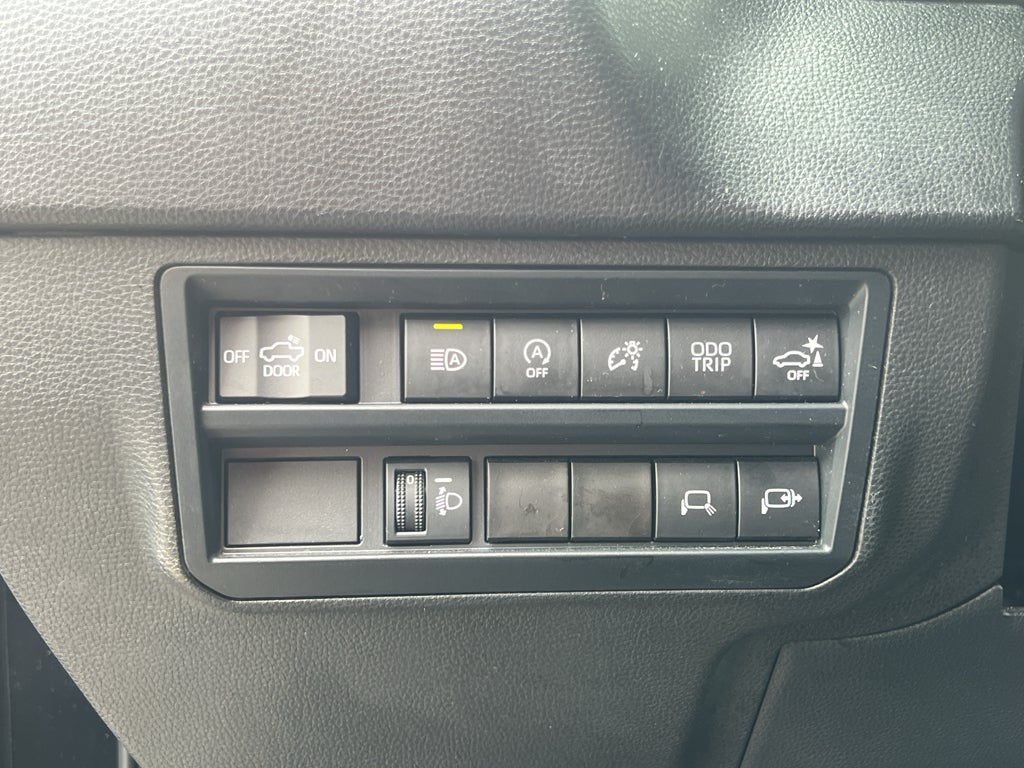 2023 Toyota Tundra 4WD SR5