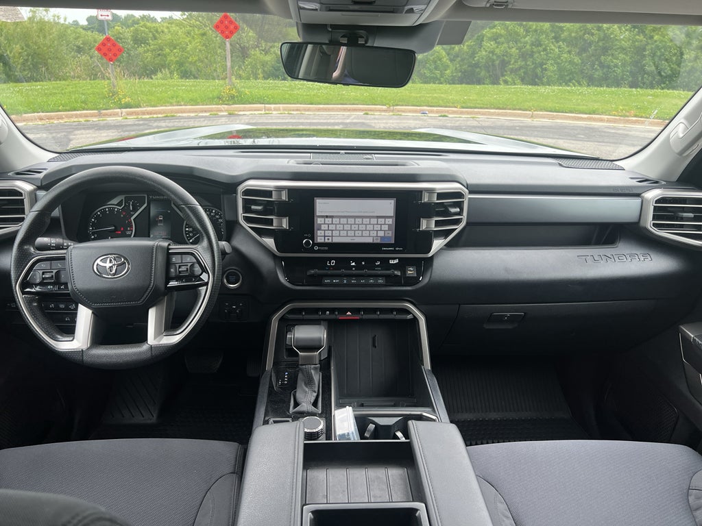 2023 Toyota Tundra 4WD SR5