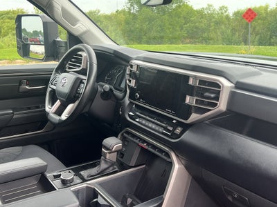 2023 Toyota Tundra 4WD SR5