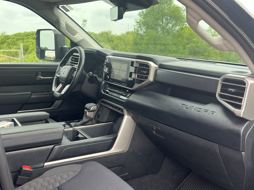 2023 Toyota Tundra 4WD SR5