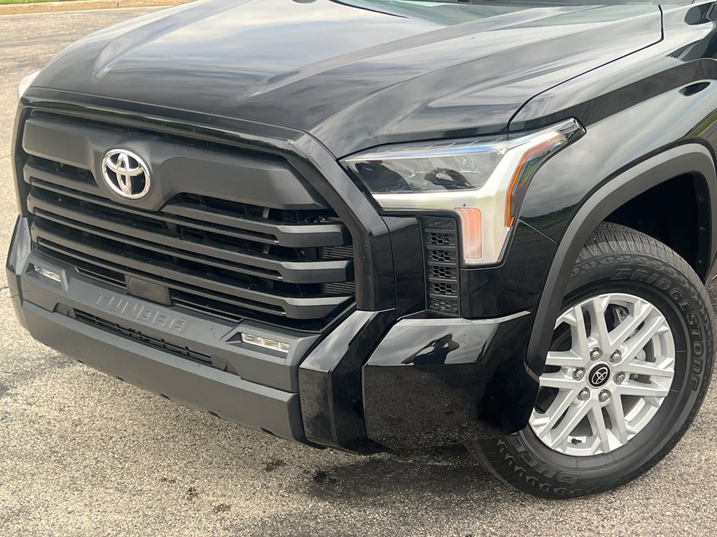 2023 Toyota Tundra 4WD SR5