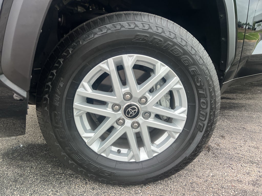 2023 Toyota Tundra 4WD SR5