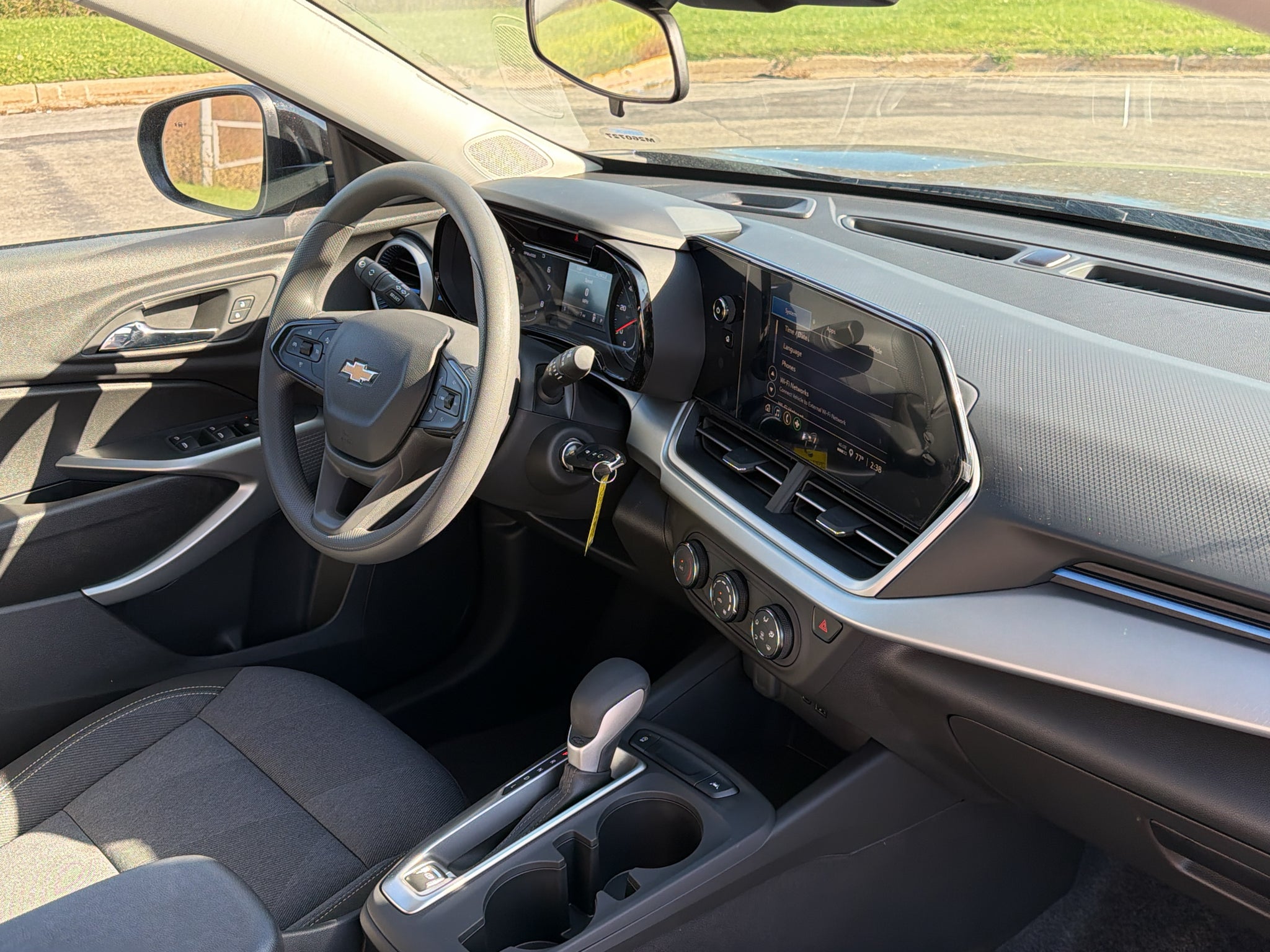 2026 Chevrolet Trax LS - Photo 25