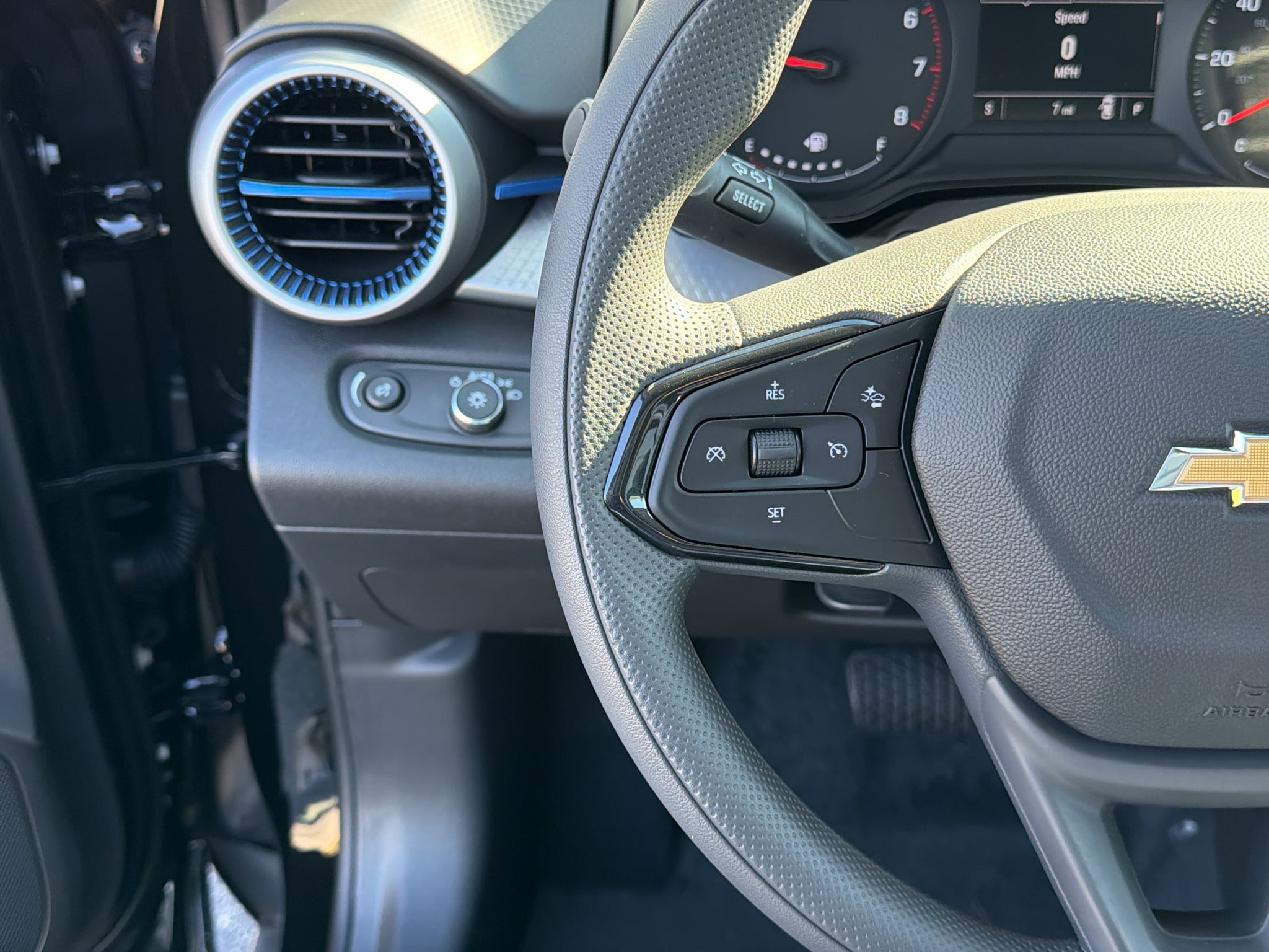 2026 Chevrolet Trax LS - Photo 29