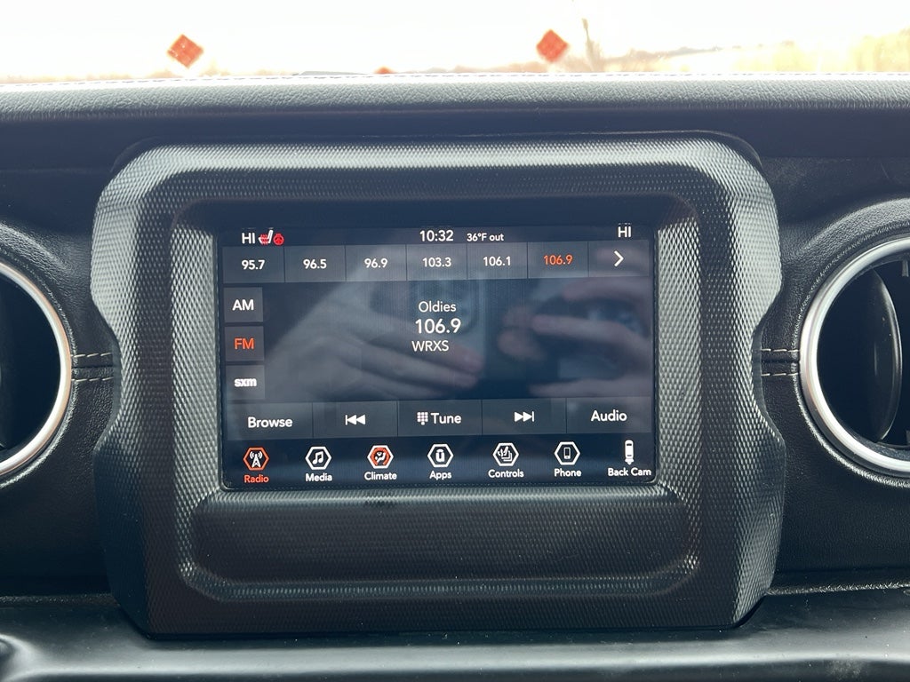 2019 Jeep Wrangler Sahara