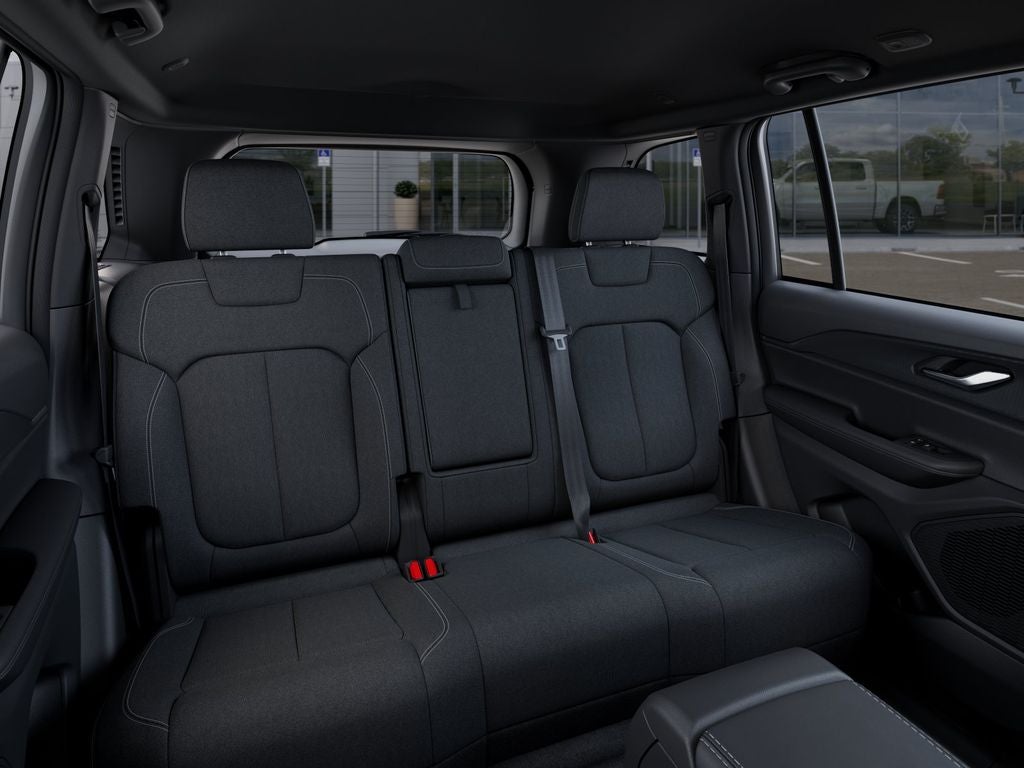 2026 Jeep Grand Cherokee Laredo Thunderdome V6 Power
