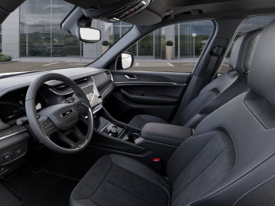 2026 Jeep Grand Cherokee Laredo Altitude Tow Pkg