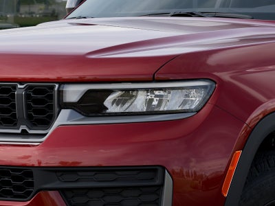 2026 Jeep Grand Cherokee Laredo Altitude