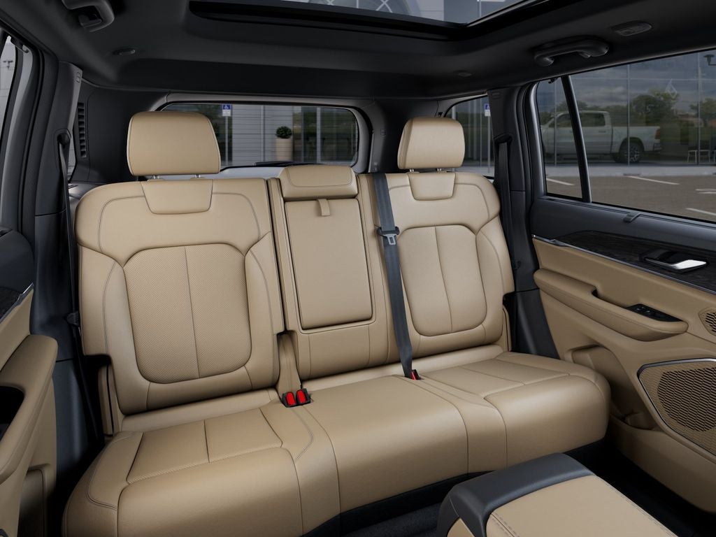 2026 Jeep Grand Cherokee Limited Luxury Tech