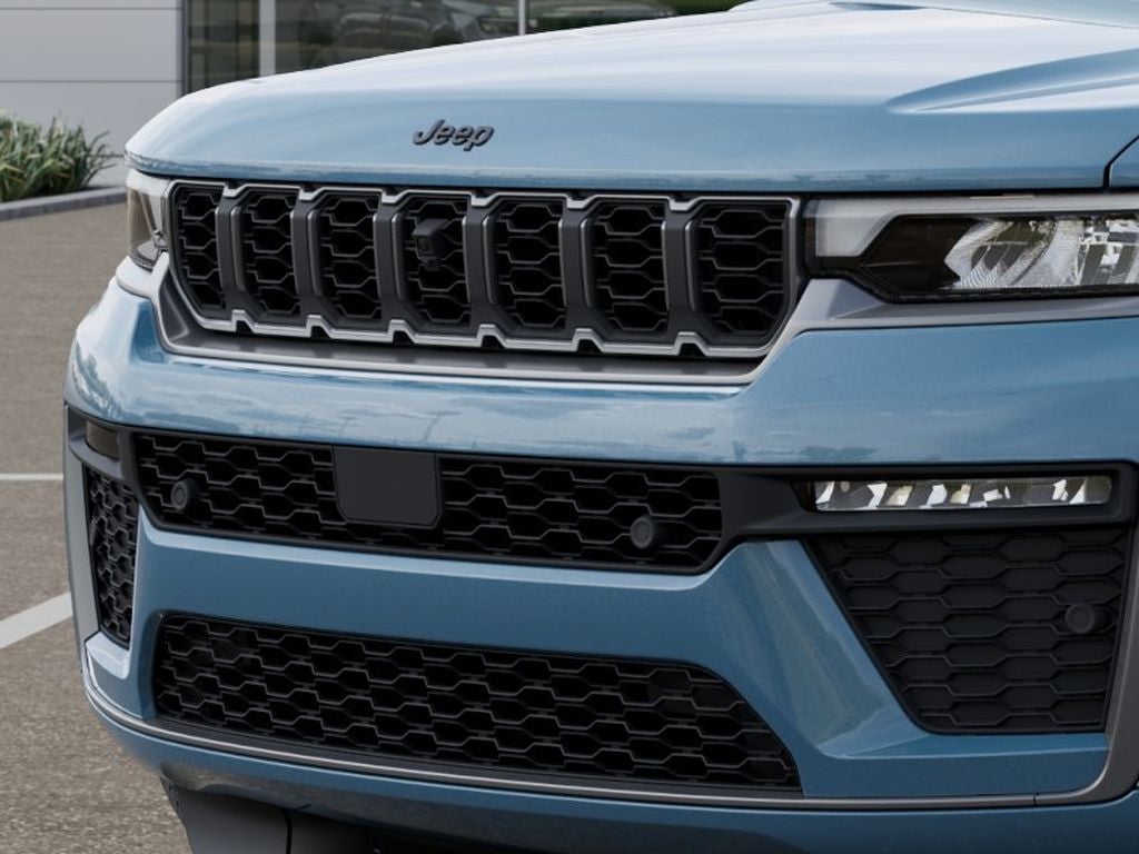 2027 Jeep Grand Cherokee Limited Reserve Tow
