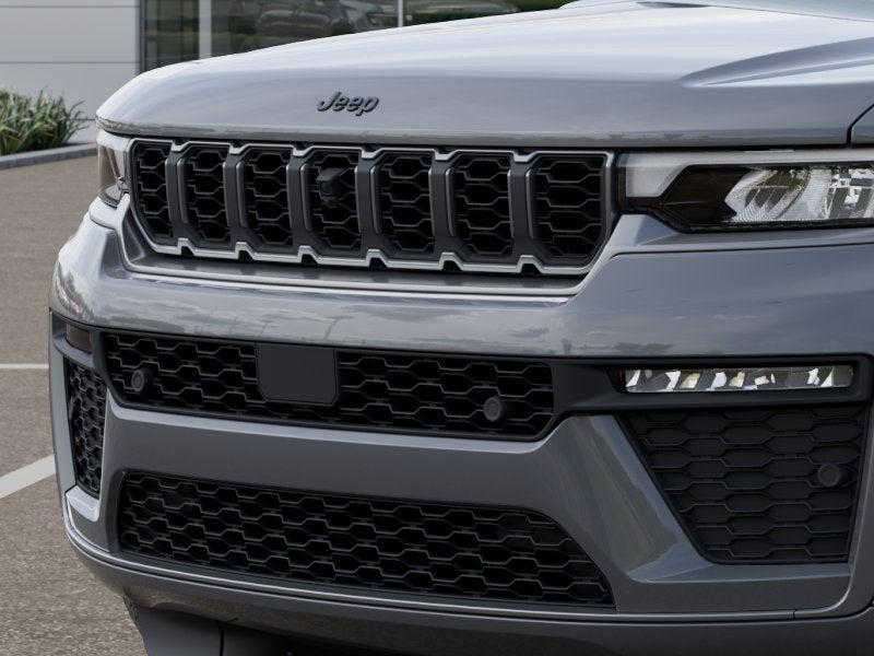 2027 Jeep Grand Cherokee Limited Reserve Tow
