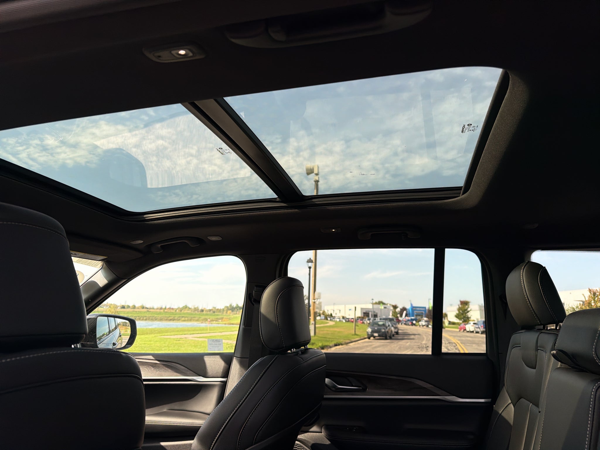 2027 Jeep Grand Cherokee Limited
