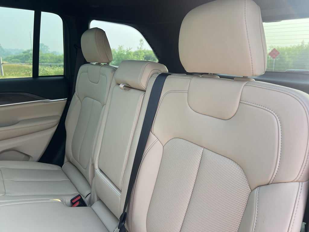 2026 Jeep Grand Cherokee Limited Luxury Tech
