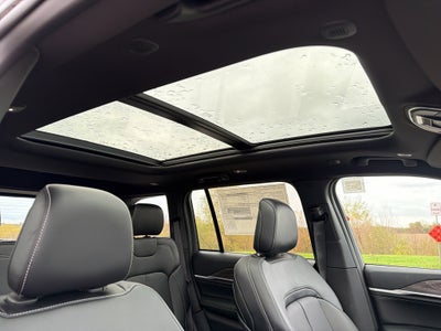 2027 Jeep Grand Cherokee Limited Reserve