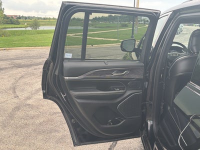 2023 Jeep Grand Cherokee Overland