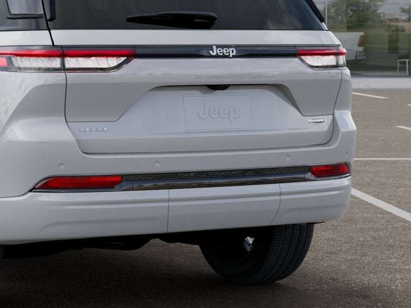 2026 Jeep Grand Cherokee Summit Preferred