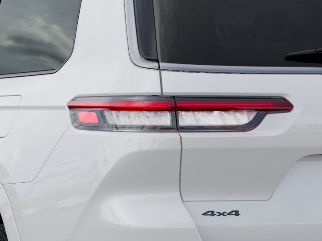 2027 Jeep Grand Cherokee L Limited Reserve