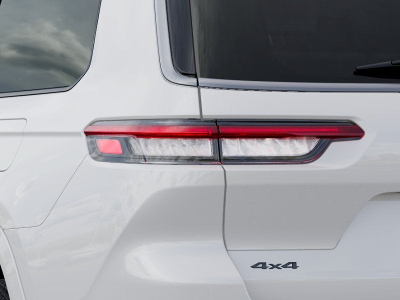2027 Jeep Grand Cherokee L Limited Reserve