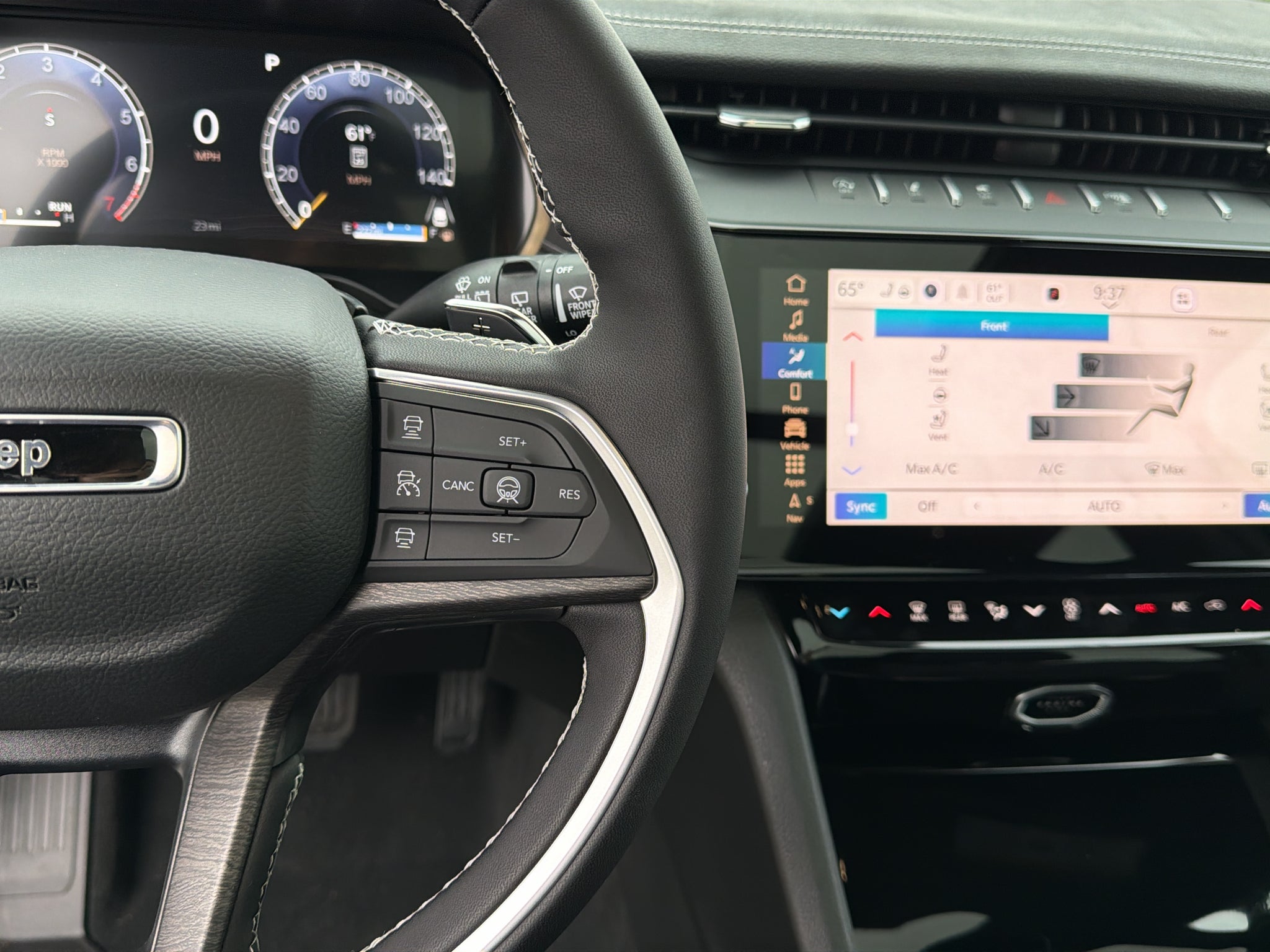 2027 Jeep Grand Cherokee L Limited Reserve
