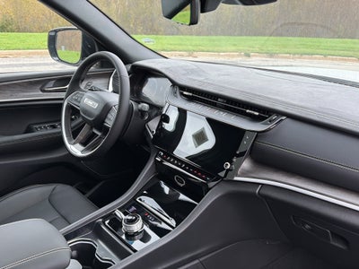 2027 Jeep Grand Cherokee L Limited Reserve