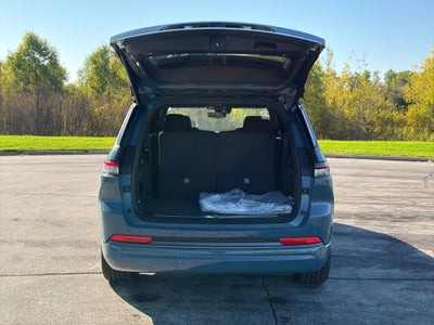 2027 Jeep Grand Cherokee L Summit
