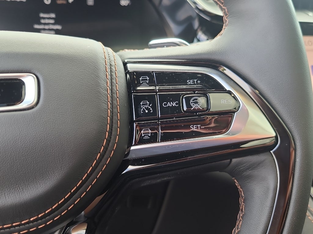 2026 Jeep Grand Cherokee L Summit Obsidian