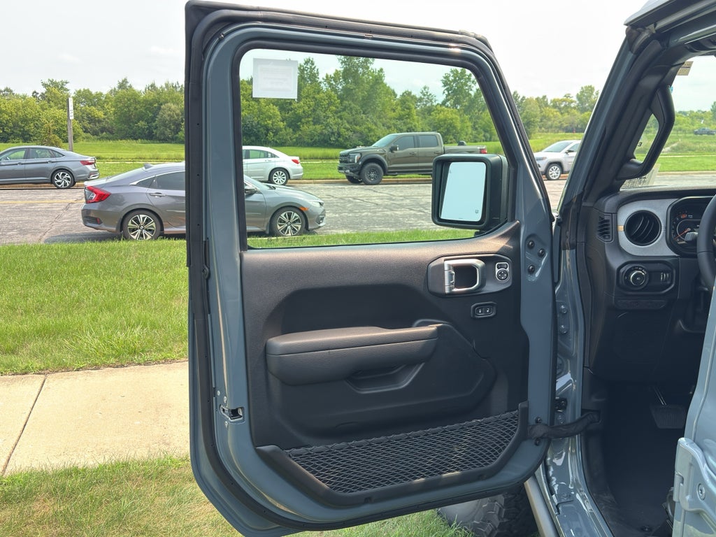 2026 Jeep Wrangler Willys Stryker 35" Xtreme