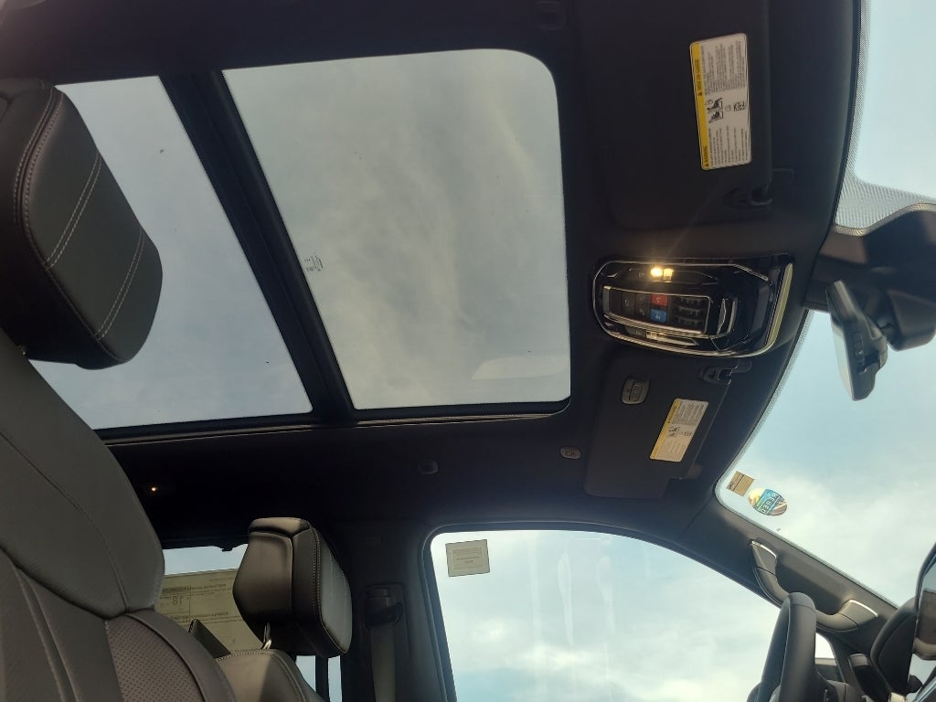 2026 Jeep Grand Wagoneer L Summit Obsidian